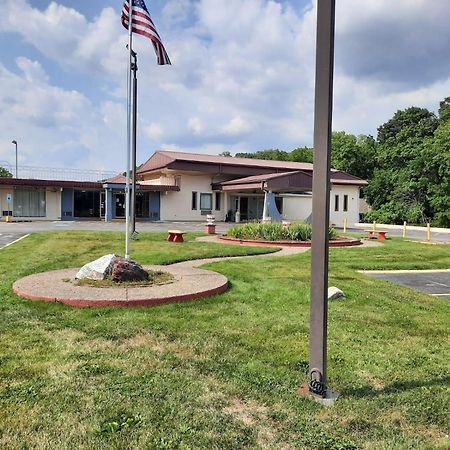 Americas Best Value Inn Moline Extérieur photo
