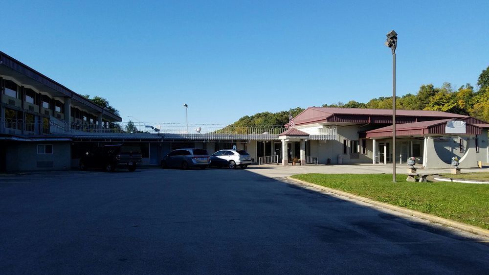 Americas Best Value Inn Moline Extérieur photo